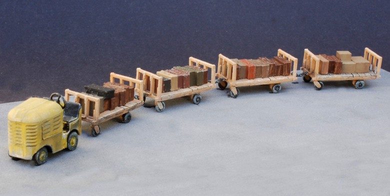 Luggage Tug, 4 Carts (740), 4 Suitcase Loads (745)